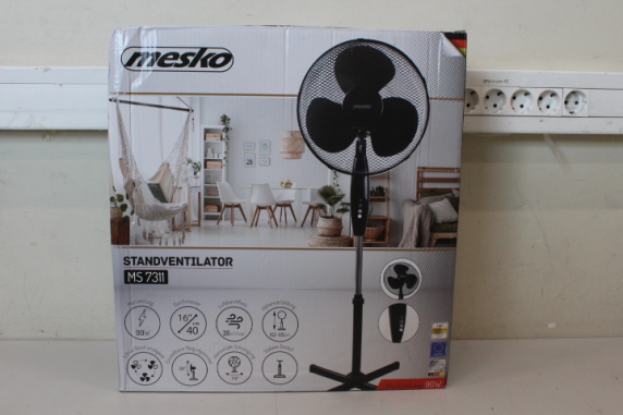 SALE OUT. | Mesko | Fan | MS 7311 | Stand Fan | DAMAGED PACKAGING, SCRATCHED, BENT SUPPORT | Black | Diameter 40 cm | Number of speeds 3 | Oscillation | 45 W