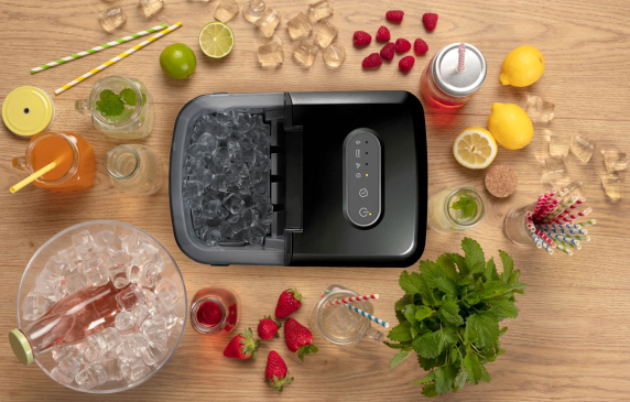 Gorenje | Ice cube maker | IMC1200B | Power 120 W | Capacity 2.2 L | Black