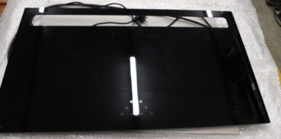 Novy | 1821 | Induction hob with built-in hood | 88 cm | Number of burners / cooking zones 4 | Yes | Black | Slider control with white LEDs. | USED, REFURBISHED, SCRATCHED
