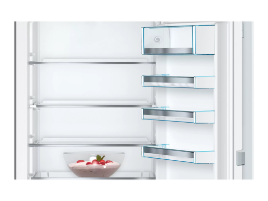 Bosch | Serie 6 Refrigerator | KIS87AFE0 | Energy efficiency class E | Built-in | Combi | Height 177 cm | Fridge net capacity 209 L | Freezer net capacity 63 L | Display | 36 dB | White