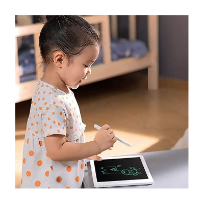 Xiaomi | Mi LCD Writing Tablet | 13.5 " | LCD | Black Board / Green Font | It has no memory - you write one page, then delete it completely with one button; The life of the button battery is about a year when the display is cleared 100 times a d