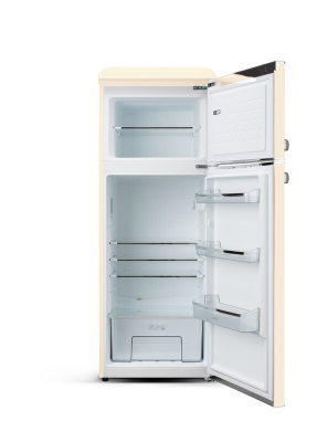 ETA | Refrigerator | ETA253390040E Storio retro | Energy efficiency class E | Free standing | Double Door | Height 148.2 cm | Fridge net capacity 170 L | Freezer net capacity 45 L | 44 dB | Beige