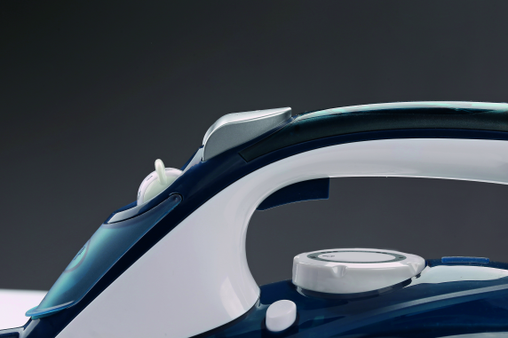 Gorenje | Steam Iron | SIH2800TQC | Steam Iron | 2800 W | Water tank capacity 350 ml | Continuous steam 35 g / min | Steam boost performance 100 g / min | Turquoise / White