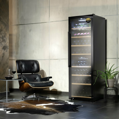 Caso | Smart Wine Cooler | WineExclusive 180 | Energy efficiency class G | Showcase | Free standing | Bottles capacity 180 bottles | Cooling type Compressor technology | Black