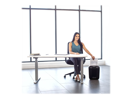 Cross-Cut | LX45 | Black | Paper shredding | Credit cards shredding | Traditional