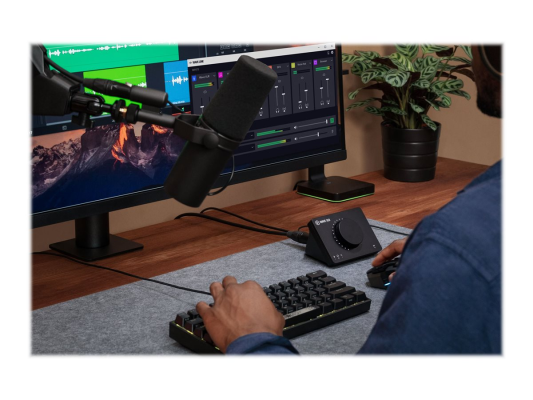 Elgato | Wave XLR | USB-C 3.0 | A compact USB interface that gives your mic superpowers, Wave XLR features proprietary anti-distortion technology, swappable design components, and integration with custom mixing software | Black