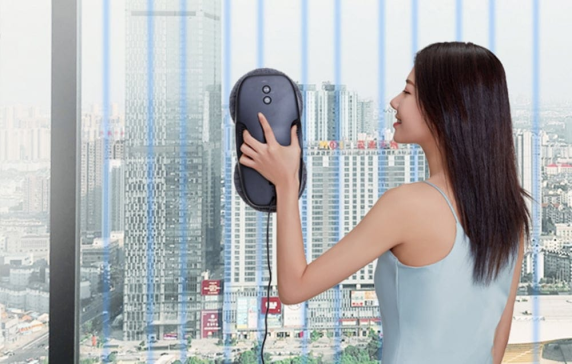 HUTT | Windows Cleaning Robot | DDC5 | Corded | 3800 Pa | Black