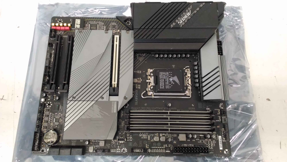 SALE OUT. GIGABYTE Z690 AORUS ELITE AX 1.0 M / B | Gigabyte | USED, REFURBISHED, WITHOUT ORIGINAL PACKAGING AND ACCESSORIES, ONLY BACKPANEL AND ANTENNA INCLUDED