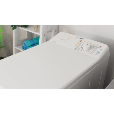INDESIT | Washing machine | BTW L60400 EE / N | Energy efficiency class C | Top loading | Washing capacity 6 kg | 951 RPM | Depth 60 cm | Width 40 cm | White