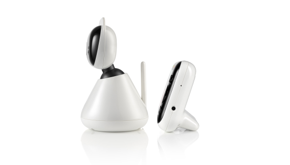 Motorola | Video Baby Monitor | PIP1500 5.0" | 5.0" color display with 480 x 272px resolution; 5.0" color display with 480 x 272px resolution; Digital zoom; Secure and private connection; LED sound level indicator; Two-way talk; Room temperature mon