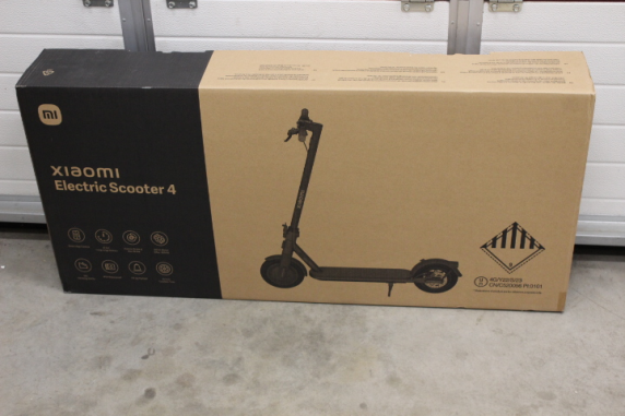 SALE OUT. Xiaomi Electric Scooter 4 EU | Xiaomi | 3 month(s) | USED AS DEMO, MISSING AIR HOSE