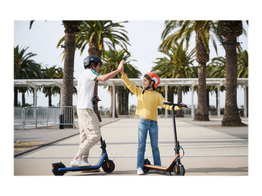 Ninebot by Segway eKickScooter C2 Pro E, Black / Blue | Segway