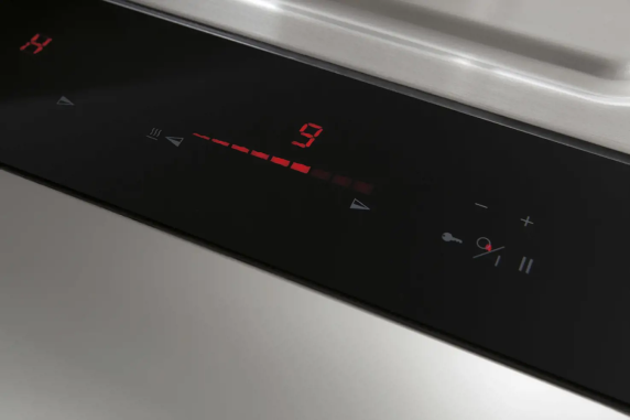 Novy | Hob | 3753 Teppan Yaki | Induction | Number of burners / cooking zones 2 | Slider touch | Timer | Black