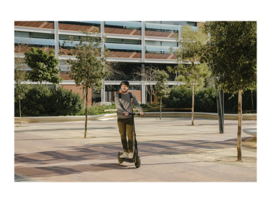 Ninebot by Segway Kickscooter MAX G2 E, Black | Segway | Kickscooter MAX G2 E | Up to 25 km / h | 10 " | Black