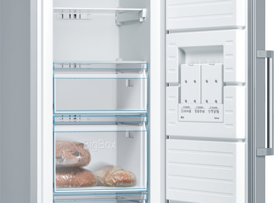 Bosch | Freezer | GSN36VIEP | Energy efficiency class E | Upright | Free standing | Height 186 cm | Total net capacity 242 L | No Frost system | Stainless steel