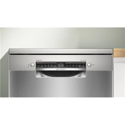 Dishwasher | SMS4EMI06E | Free standing | Width 60 cm | Number of place settings 14 | Number of programs 6 | Energy efficiency class B | Display | AquaStop function | Silver inox