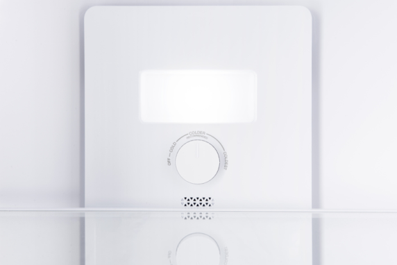 ETA Refrigerator | ETA275090020E | Energy efficiency class E | Free standing | Combi | Height 180 cm | No Frost system | Fridge net capacity 182 L | Freezer net capacity 71 L | 40 dB | Black