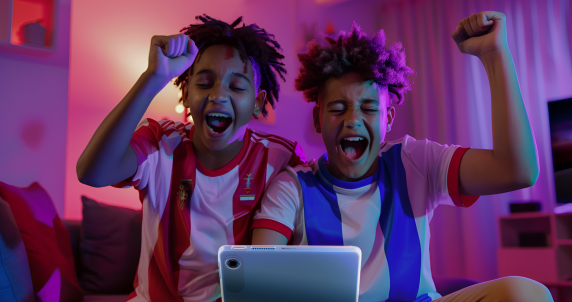 Lenovo Tab 4G LTE (without power adapter) | ZAEJ0004SE | 10.1 " | Luna Grey | IPS | 1920 x 1200 pixels | MediaTek | Helio G85 | 4 GB | Soldered LPDDR4x | 64 GB | 3G | 4G | Wi-Fi | Front camera | 5 MP | Rear camera | 8 MP 