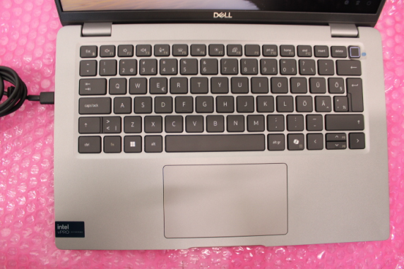 SALE OUT. | Dell | Latitude 5450 | 14 " | IPS | FHD | 1920 x 1080 pixels | Anti-glare | Intel Ultra 5 | 135U | 16 GB | DDR5 | Solid-state drive capacity 512 GB | Intel Integrated Graphics | Windows 11 Pro | 802.11ax | Bluet