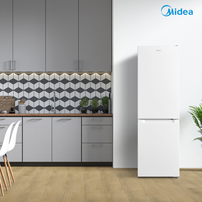 Midea Refrigerator | MDRB369FGE01 | Energy efficiency class E | Free standing | Combi | Height 177.3 cm | Fridge net capacity 194 L | Freezer net capacity 68 L | 39 dB | White