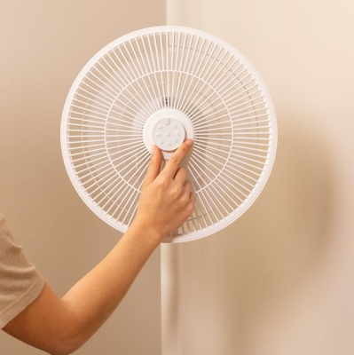 Cecotec EnergySilence 2600 Sunflower Portable Battery-powered fan | Stand Fan | Diameter 33 cm | Number of speeds 12 | Oscillation | 22 W | Remote control