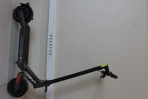 SALE OUT. Xiaomi Electric Scooter 4 Ultra EU | Xiaomi Electric Scooter 4 Ultra EU | 500 W | 25 km / h | 10 " | 6 month(s) | DEMO, MISSING HEXAGON WRENCH