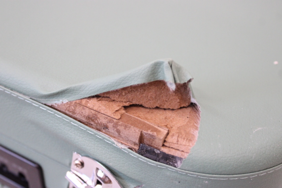 SALE OUT. Muse MT-201WG Turntable Stereo System | Muse Turntable Stereo System | MT-201WG | Turntable Stereo System | USB port | DAMAGED PACKAGING, DAMAGED MUSIC BOX, BROKEN HINGE | AUX in