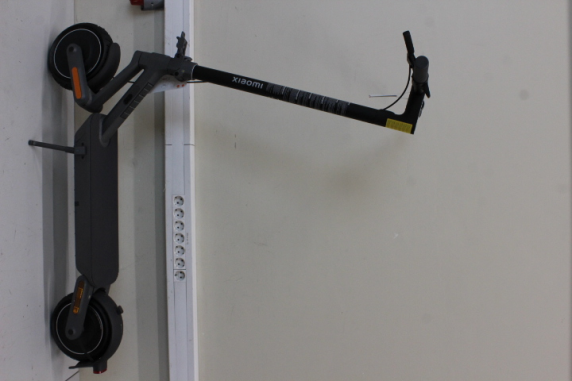 SALE OUT. Xiaomi Electric Scooter 4 Ultra EU | Xiaomi Electric Scooter 4 Ultra EU | 500 W | 25 km / h | 10 " | 6 month(s) | DEMO, MISSING INNER PACKAGING