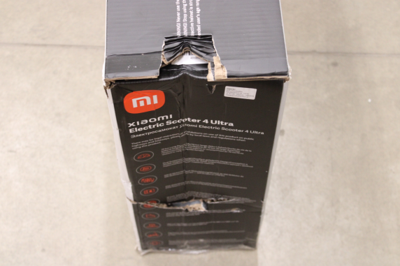 SALE OUT. | SALE OUT. Xiaomi Electric Scooter 4 Ultra EU | 500 W | 25 km / h | 10 " | 22 month(s) | DAMAGED PACKAGING