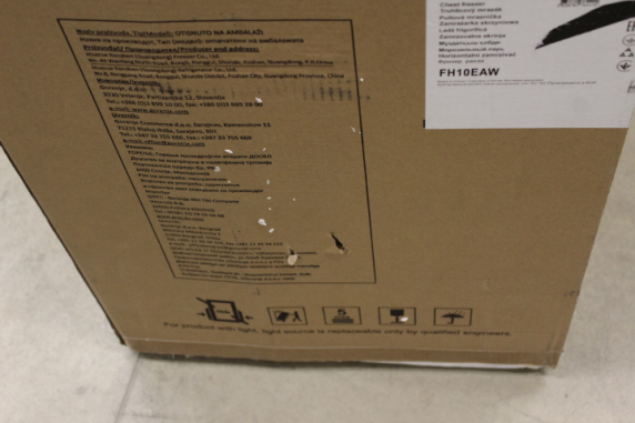 SALE OUT. Gorenje Freezer | FH10EAW | Energy efficiency class E | Chest | Free standing | Height 85.4 cm | Total net capacity 95 L | White | DAMAGED PACKAGING, DENTS AND SCRATCH ON SIDE