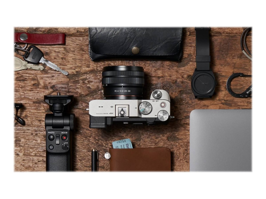 Sony | FE 28-60mm F4-5.6 | Sony E-mount