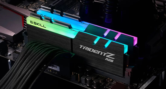 G.Skill TridentZ RGB | 64Gb (2x32GB) GB | DDR4 | 4000 MHz | PC / server | Registered No | ECC No