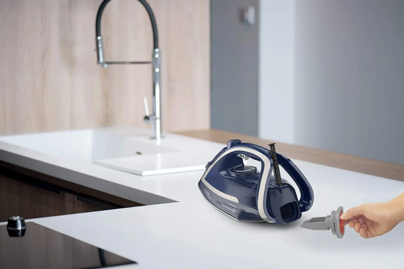 TEFAL | Steam Iron | FV6830E0 | Steam Iron | 2800 W | Water tank capacity 270 ml | Continuous steam 50 g / min | Silver / Blue