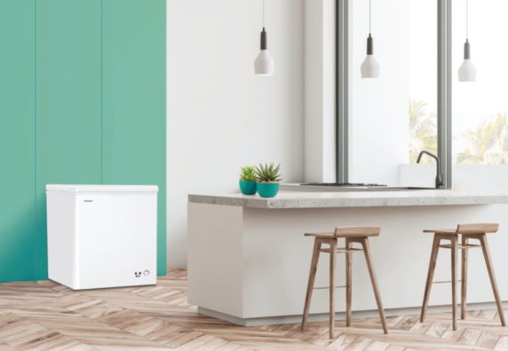 Candy | Freezer | CCHH 100E | Energy efficiency class E | Chest | Free standing | Height 84.5 cm | Total net capacity 97 L | White