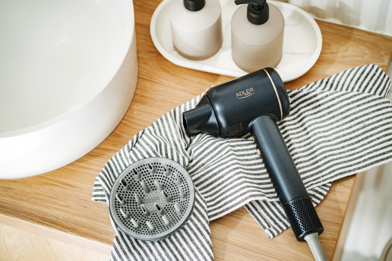 Adler Hair Dryer | AD 2270 SUPERSPEED | 1600 W | Number of temperature settings 3 | Ionic function | Diffuser nozzle | Blue