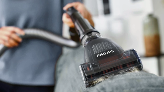 Philips | Vacuum cleaner | XD6142 / 12 | Bagged | Power 900 W | Dust capacity 4 L | Deep black