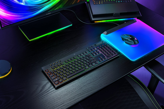 Razer BlackWidow V4 Low-profile HyperSpeed | Gaming keyboard | Wireless | US | Bluetooth, 2.4 GHz, USB Type-C | Yellow Linear