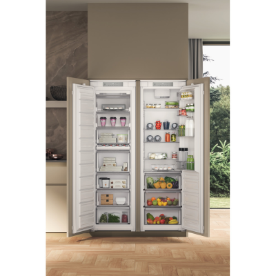 Whirlpool Refrigerator | WHSD18A013D1 | Energy efficiency class E | Built-in | Larder | Height 177 cm | Fridge net capacity 306 L | Display | 30 dB | Stainless steel