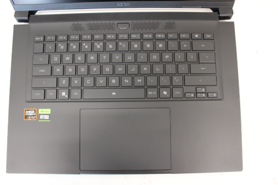 SALE OUT. Gigabyte AERO X16 1WH-93EEC64DH 16" QHD AMD R7 350 / 32GB / 1TB / RTX 5070 / Win11 Home / ENG kbd / Black-White / 2Y Warranty | Gigabyte AERO X16 1WH-93EEC64DH | 16 " | AMD Ryzen Al 7 | 350 | 32 GB | DDR5 | Solid-state drive capaci