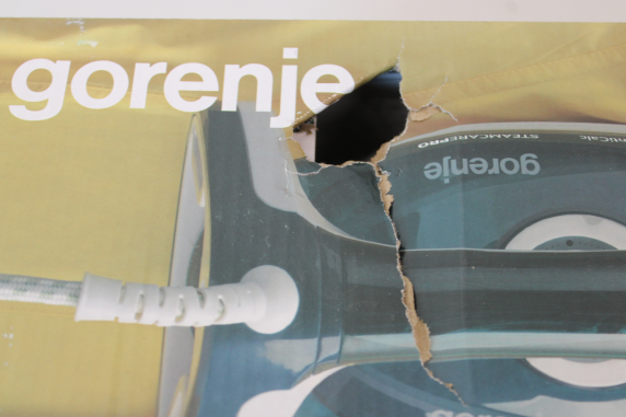 SALE OUT. Gorenje SIH2800TQC Steam Iron, Water tank 0,4 L, Continuous steam 35 g / min, Turquoise / White | Gorenje Steam Iron | SIH2800TQC | Steam Iron | 2800 W | Water tank capacity 350 ml | Continuous steam 35 g / min | Steam boost perfor