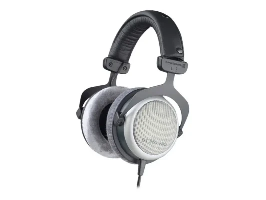 Beyerdynamic  |  Studijas austiņas  |  DT 880 PRO  |  Vadu  |  Uz auss