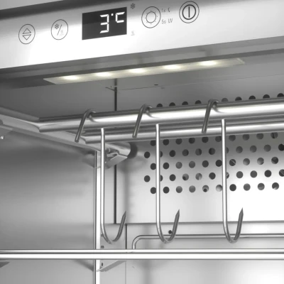 CASO DryAged Master 63 шкаф для сухой выдержки мяса  |  63 л  |  2–14 °C  |  Влажность 50–85%  |  Компрессорное охлаждение