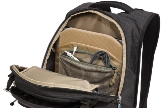 Thule  |  CONBP-116 Construct  |  Backpack 24L  |  Backpack for laptop  |  Black