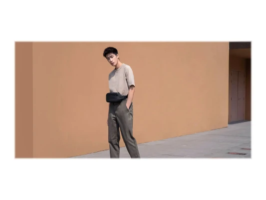 Sports Fanny Pack  |  BHR5226GL  |  Black  |  Polyester with Polyurethane Coating  |  YKK Zipper with water resistance