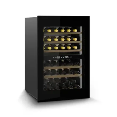 Caso  |  Wine Cooler  |  WineDeluxe WD 41  |  Energy efficiency class F  |  Built-in  |  Bottles capacity 41  |  Black
