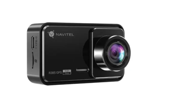 Navitel  |  Car Video Recorder  |  R385 GPS  |  2", 320 x 240  |  GPS (satellite)  |  Maps included