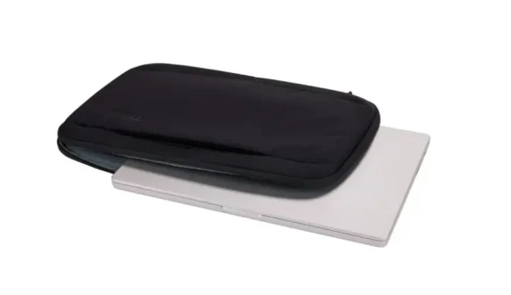 Thule  |  Subterra 2  |  Fits up to size 16 "  |  MacBook Sleeve  |  Black