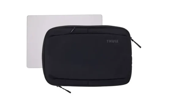 Thule  |  Subterra 2  |  Fits up to size 16 "  |  MacBook Sleeve  |  Black