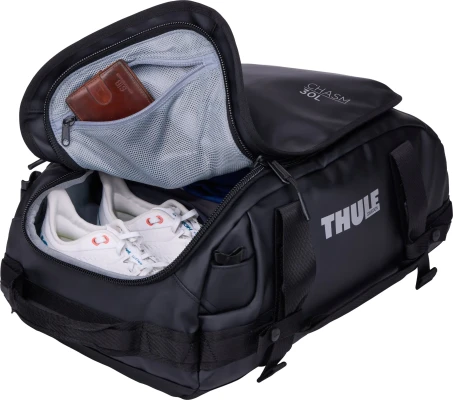Thule Chasm  |  Duffel Bag, 30L  |  Black  |  Waterproof