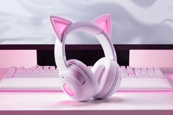 Razer Headset  |  Kraken Kitty V2 BT  |  Bluetooth  |  Over-ear  |  Microphone  |  Noise canceling  |  Wireless  |  White
